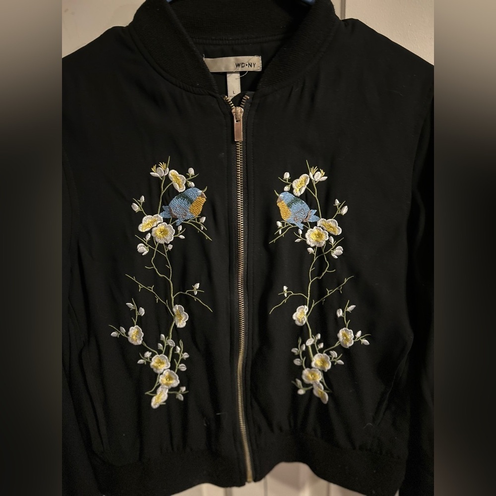 WD NY Embroidered Bomber Style Jacket Birds Branches Size Large
